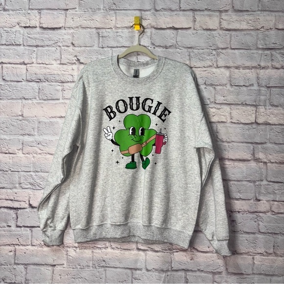 Gildan Tops - St. Patrick’s Day Sweatshirt